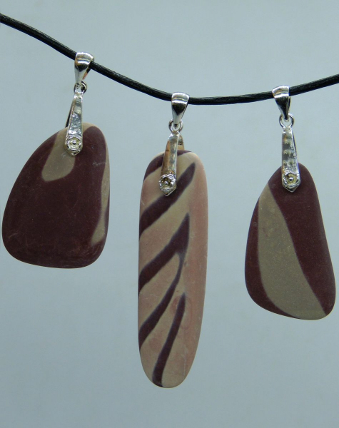 Zebrarock aus Australien, mit Silberclip, 3 Stück